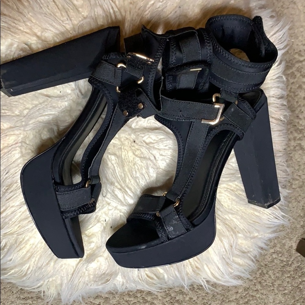 Black heel